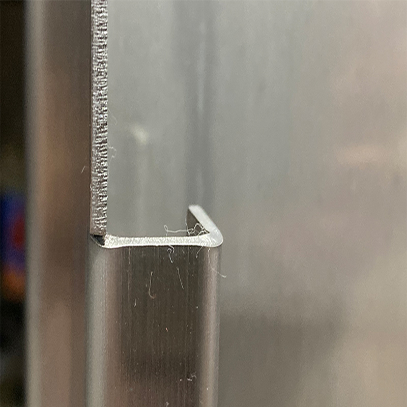 Corte a laser de aço inoxidável dobra peças de chapa de solda