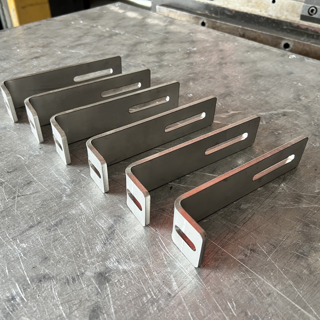 Pequenas peças de estampagem de fabricação de metal personalizado